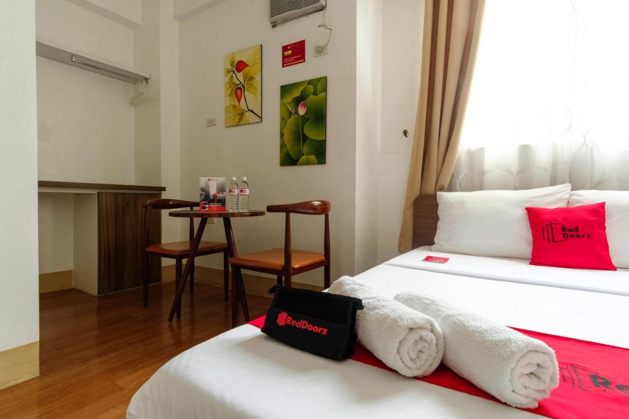 马尼拉 Reddoorz Near V Mapa Station酒店 外观 照片
